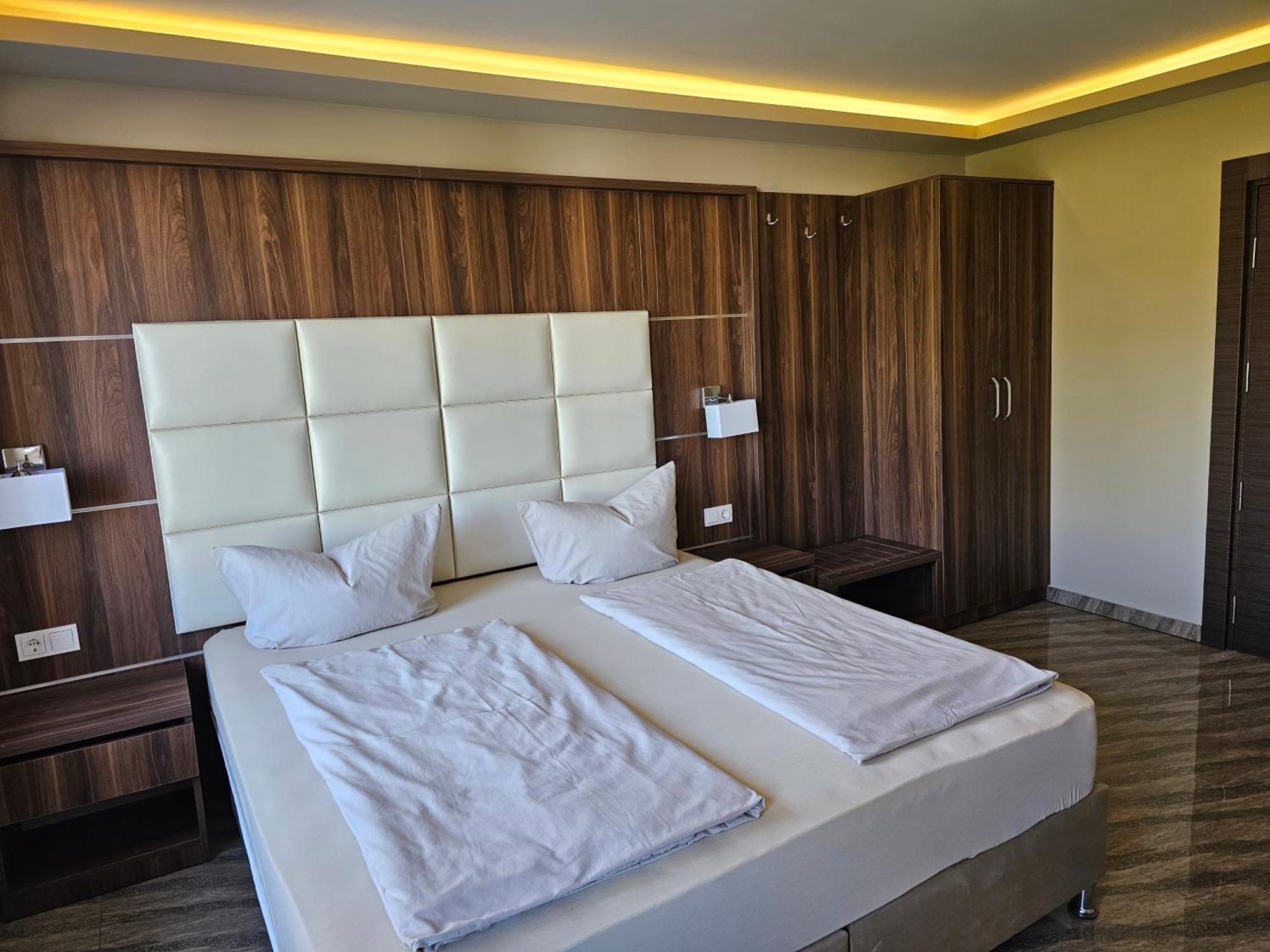 Hotel City Faber Worms Exteriör bild